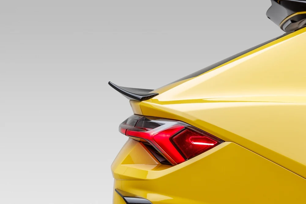 Vorsteiner Decklid Spoiler Lamborghini Urus X - Image 4