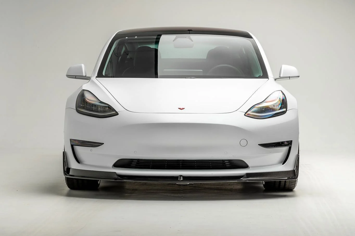 Vorsteiner Front spoiler Tesla Model 3 - Image 2