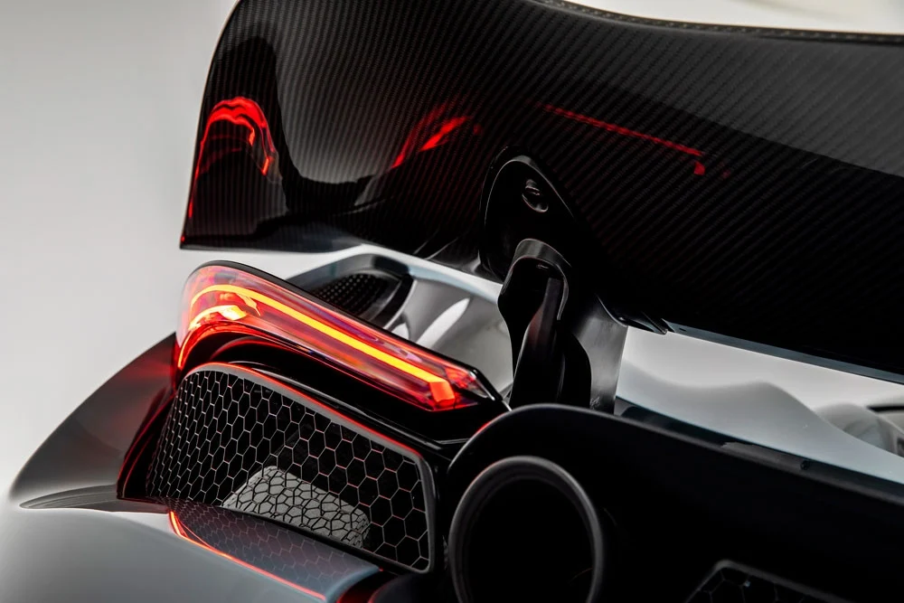 Vorsteiner Silverstone Edition Carbon Aero Active Rear Wing for McLaren 720S - Image 2